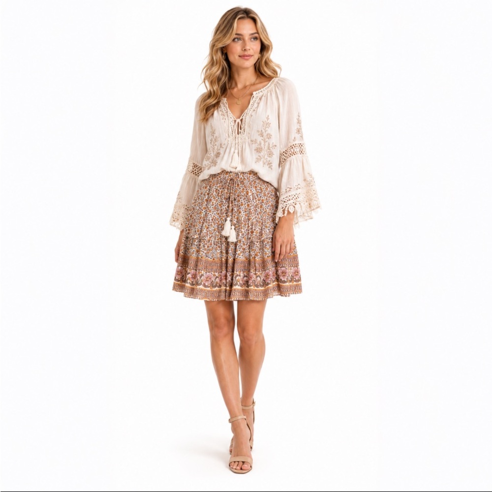 FORE Boho Floral Print Tiered Mini Skirt in Pink and Brown Size: Small
